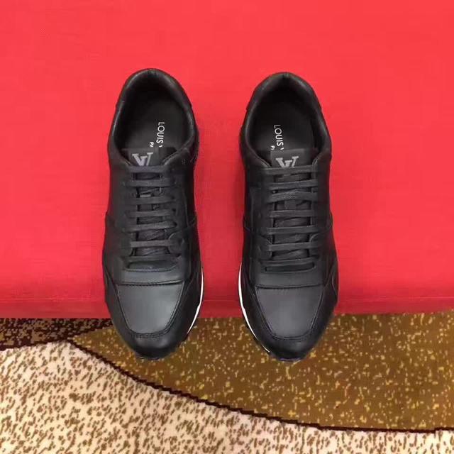 lv中国官网旗舰店男鞋(经典的LV男鞋，没穿过这几款，就不要说自己很懂时尚)
