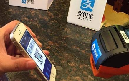 花呗收钱怎么开通收钱码贴纸(支付宝收钱码贴纸有什么用 收钱码贴纸申请方法介绍)