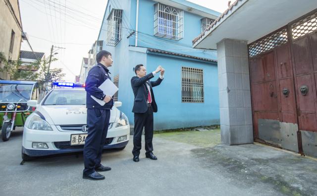 余姚市律师免费咨询(扫扫二维码，“余姚微法院”实现在线办理)