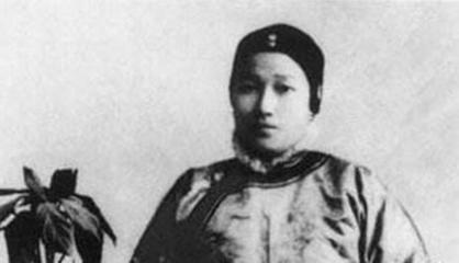 行政院长相当于什么官职(世界最牛的母亲，不但儿女是正国级，而且三个女婿全是正国级)