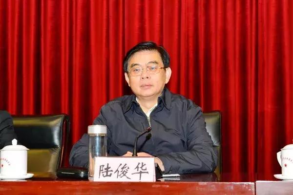 江小娟丈夫是谁(云南纪委书记重返中南海，出任国务院副秘书长)