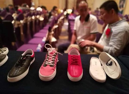 鞋厂怎么接外贸订单(7成东莞鞋厂异地求生：内陆薪资可省一半，但还是招工难)