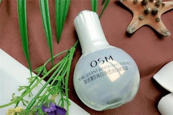欧诗漫哪个好(欧诗漫小白瓶和Olay小白瓶，哪个美白效果更好？亲测告诉你)