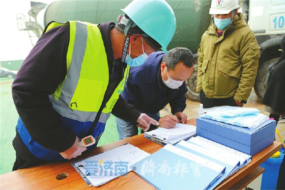 休闲食品批发市场进货渠道江北(项目总占地2662亩！江北最大干鲜果品批发市场10月有望开业)