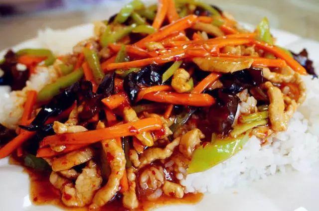 盖饭大全菜单(不想每天做饭又做菜？10道超美味的盖浇饭菜谱，懒人必备快来收)