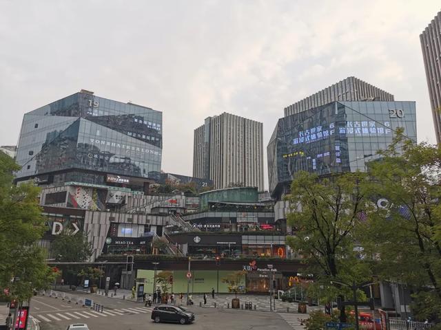 北京购物攻略 202(火遍京沪渝之后，这个网红商业会给广州什么惊喜？)