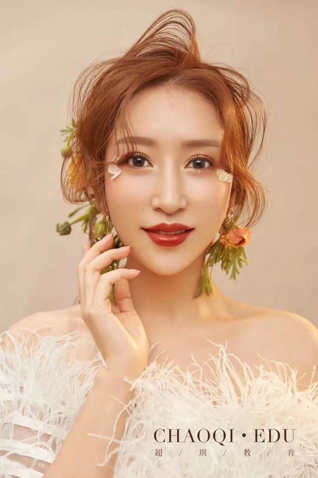 彩妆都包括什么(兰州化妆培训学校：彩妆和化妆的区别，彩妆是什么)