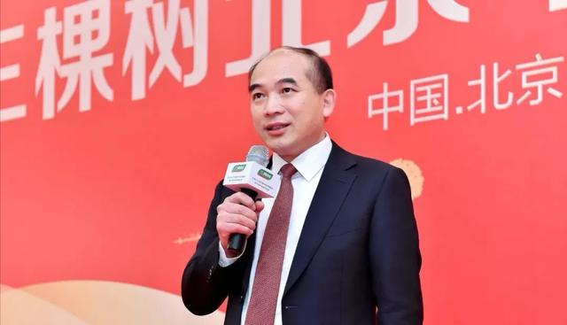 创业成功人士案例(公司倒闭，负债累累的他再次创业，最终做出一家知名企业)