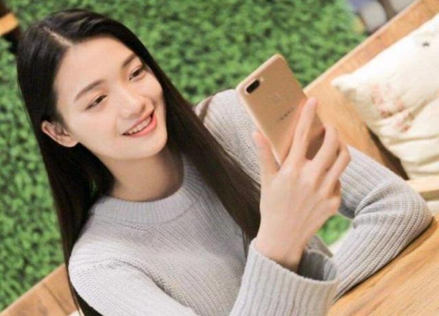 支付宝绑定的银行卡怎么解绑后还会扣费吗(微信、支付宝用户注意！手机APP卸载后，每月还在“自动扣费”？)