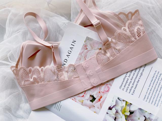 初中女生内衣内裤发育期运动无钢圈(家长要如何教女儿挑选内衣？别再让您的孩子粗糙地度过发育期啦)