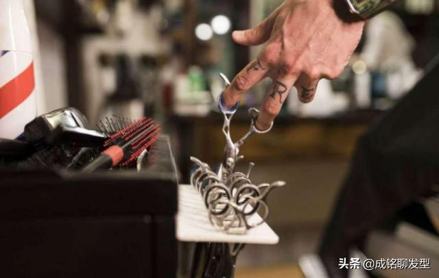 开美容店要交税吗(美发店算不算暴利行业？美发店是否要给顾客开具发票？)
