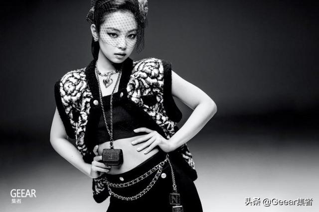 香奈儿包包官网旗舰店(Jennie系列形象广告登陆CHANEL官网)