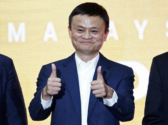 马云的创业故事感悟(商业传奇马云，不是赢在梦想与聪明，而是痛苦的坚持)