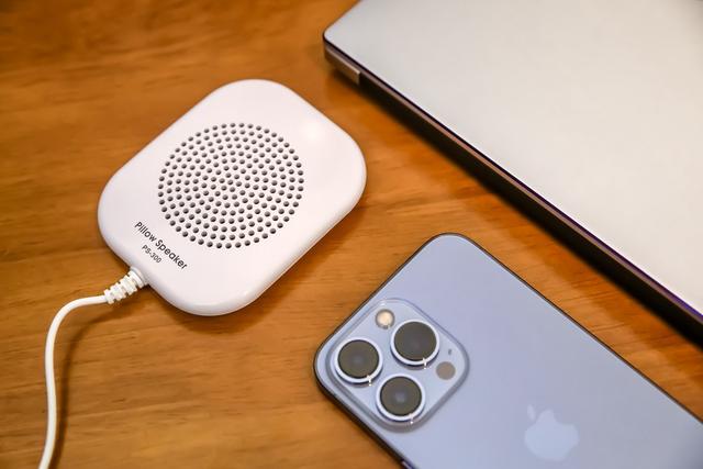 听音辨歌神器:iPhone13用户藏在枕头下的入眠听音助手，山进枕边听真实体验