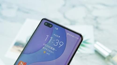 手机字体大小怎么调回来(手机字体太小看不清，设置一下这个开关，点两下屏幕就能变大)