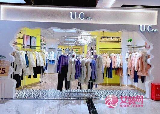 服装陈列技巧培训PPT(冬季提前来袭 服装实体店冬装陈列怎么做才能吸引顾客)