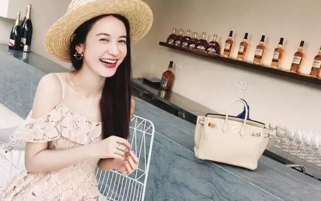 淘宝人气最高多少(她是第一网红人气秒杀柳岩，淘宝2小时赚2000万如今公司要摘牌)