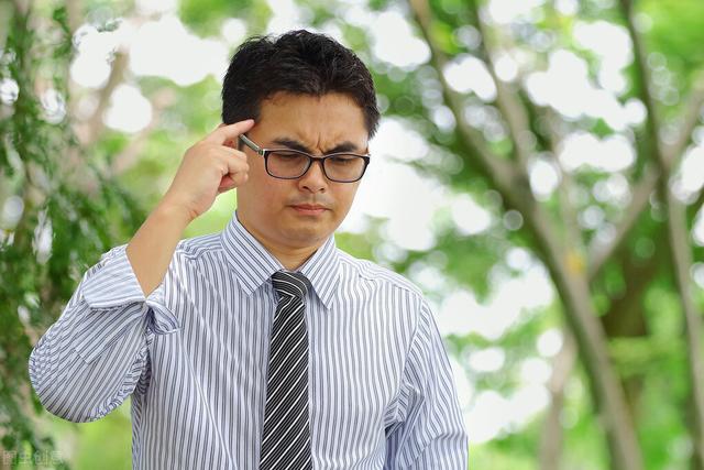 普通人怎么赚大钱(没钱没资源，还想赚大钱？普通人一定要学会，新个体的创业模式)