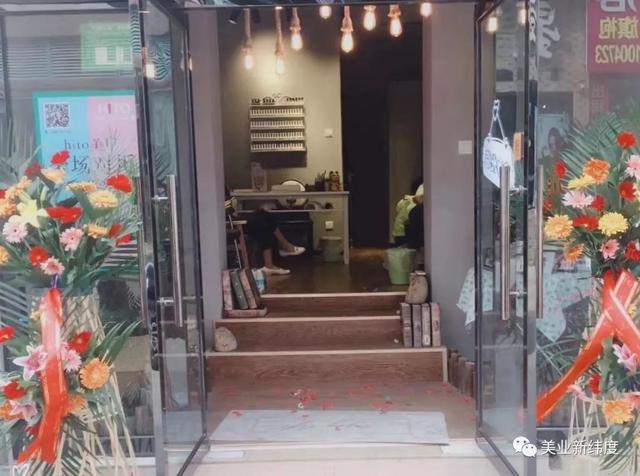 开美甲店会亏钱吗(美甲店90%暴利？太天真！一个故事让你看明白)