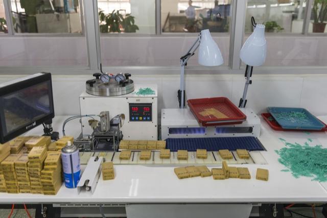 小型加工设备大全(普通人在家也能开办自己的小加工厂了，适合的项目有这几种)