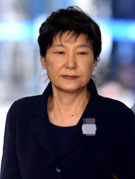 2019韩朴槿惠事件(亚太观察丨 朴槿惠所涉案件全部审结 累计获刑22年)