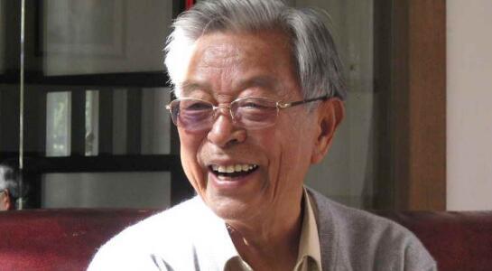 褚时健的传奇人生简(褚时健妻子是谁 褚时健最全生平介绍他如何翻身成为中国橙王？)