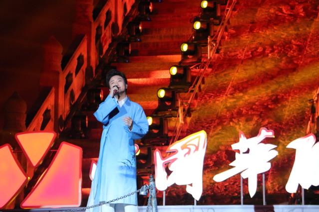 中国华服日开封(“中国华服日·宋风雅集”在开封举行)