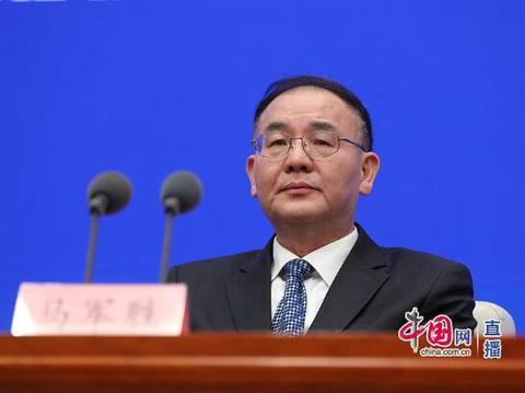 投诉快递电话打邮政(个人遇快递暴力分拣怎么办？国家邮政局：拨打12305热线投诉)