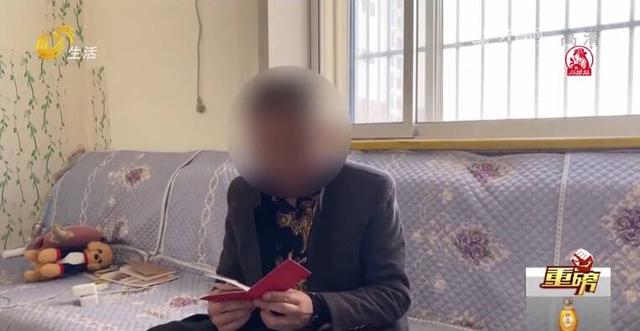 在本人不知情下,办了就业证怎么办(莫名其妙被就业，本人不知情！潍坊一市民失业金停发 竟被“挂证”异地就业？)