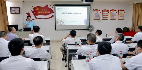 候任和侯任的区别(中华医学会泌尿外科学分会候任主委张旭来院开展学术交流)