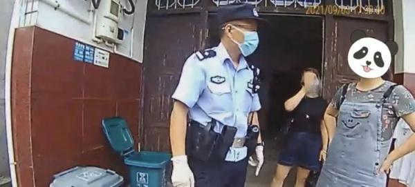 鞋子质量问题的定义(“他说我买的鞋有质量问题，非要给我退款”)