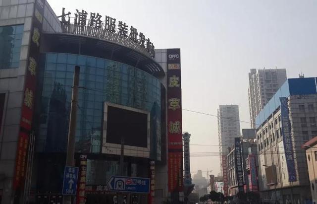 上海服装批发市场在哪里(上海这5大服饰批发市场，除了七浦路，你还逛过其他的吗)