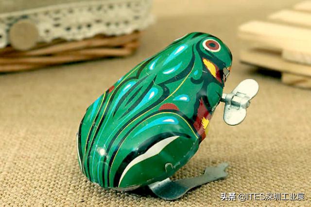 成人玩具市场占有率(成年人痴迷的玩具，背后是930亿的高端模具市场)