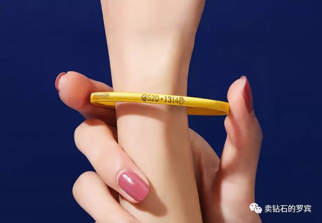 珠宝营销案例分析(珠宝销售技巧1775：随便看看，问金价，聊着聊着成交了……)