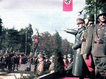 东线情报战:1942年第三帝国在东线战场上的秘密进行的间谍情报战