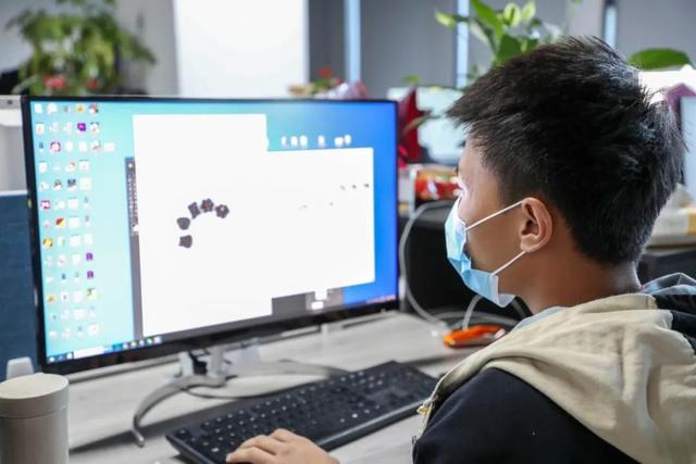 如何做电商客服(超全面！新手电商客服必须掌握的4个技巧，转化率瞬间翻倍)