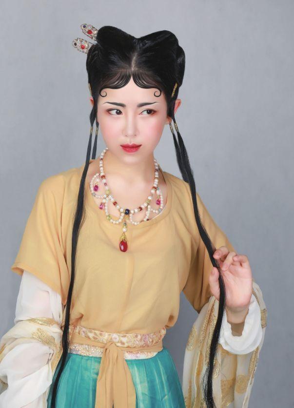西游2伏妖篇蜘蛛精:古风妆容：蜘蛛精造型