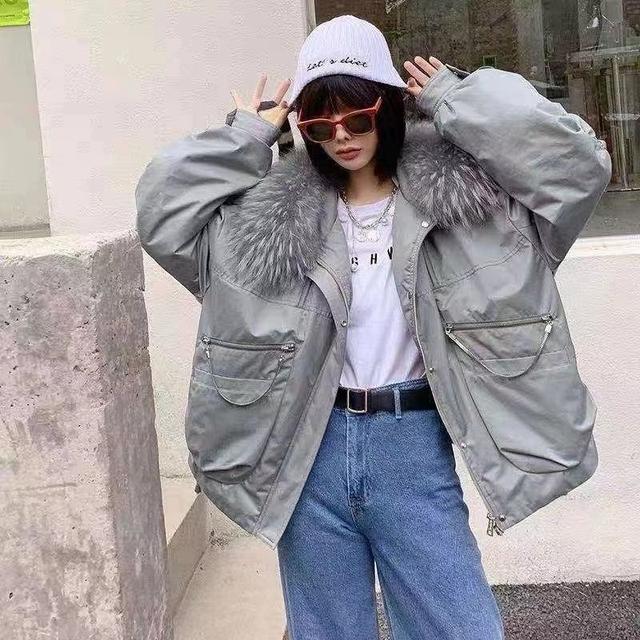 女装货源档口微信号(品牌折扣的货源哪里找？)