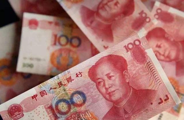 20000元余额宝收益多少(存2万每日收益已不到1元，余额宝收益还会跌多少？关注这个指标)