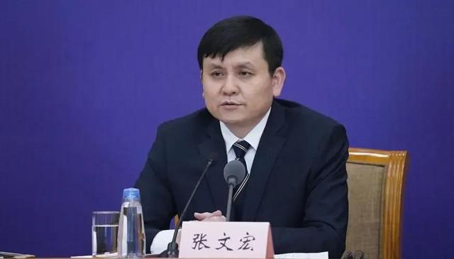张文宏(张文宏的数据靠谱吗？有必要论证动态清零与选择躺平哪个成本更高)