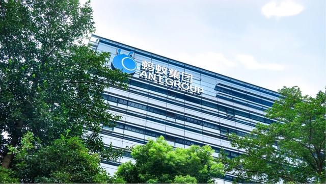 借呗还一次降一次额度2021(花呗、借呗变局一年：品牌隔离，倡导理性)