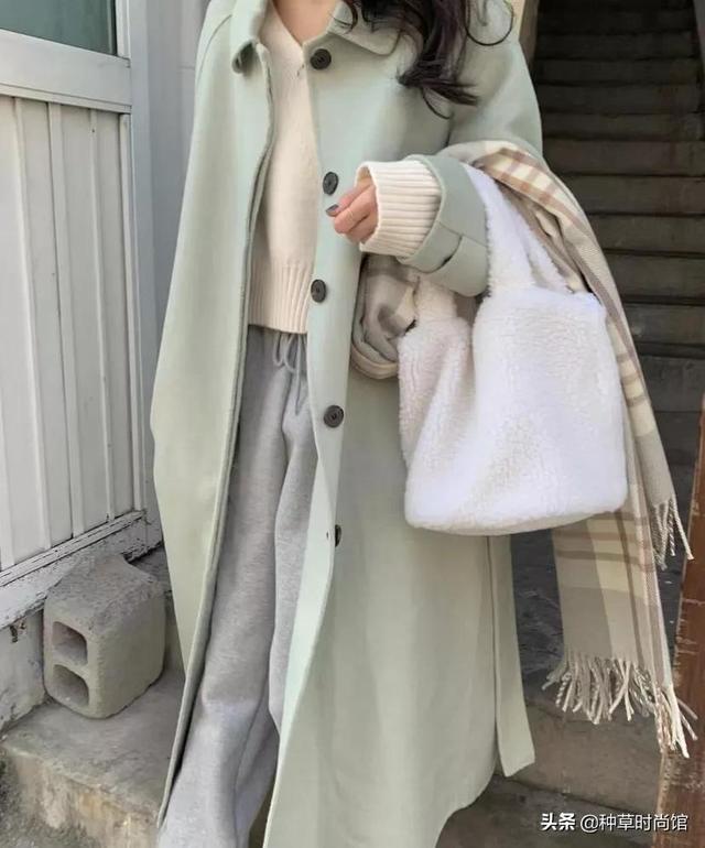女包品牌推荐(别再买小Ck了！这6款包包才是好看又百搭)