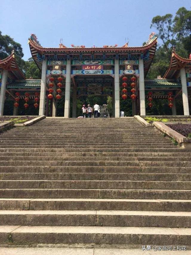 九仙宫(卫视记者去石竹山九仙宫探秘神仙托梦的真相？曹德旺：我去过四次)