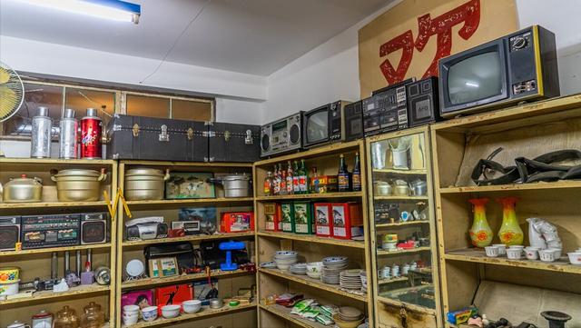 开五金店利润怎么样(为什么街边的五金店没什么生意，却不会倒闭？小问题却有大道理)
