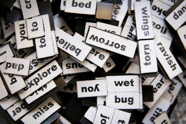 朋友圈文字游戏(火爆的文字游戏你玩了吗？「GitHub 热点速览 v.22.06」)