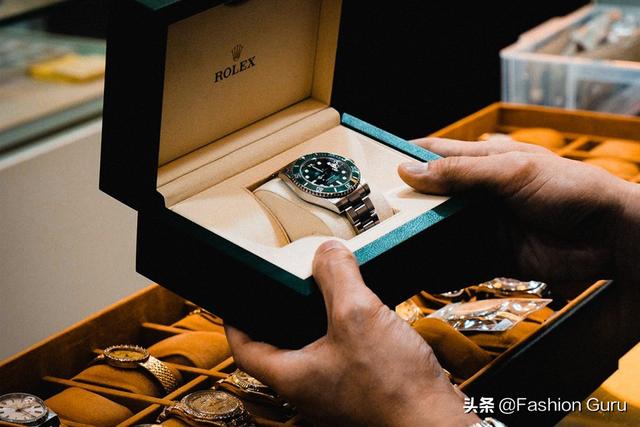 世界手表品牌档次排名(2021 年度全球腕表人气排名公布，劳力士稳占龙头)