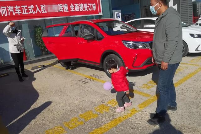 怎样买汽车保险才是正确的(怎样买新车省钱不被坑？前4s店销售员告诉你，这4点一定记住)