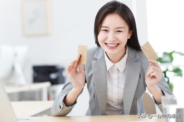 面对面推销产品的话术怎么讲(绝对成交：金牌销售人员都在使用的SWIC销售话术4步法)
