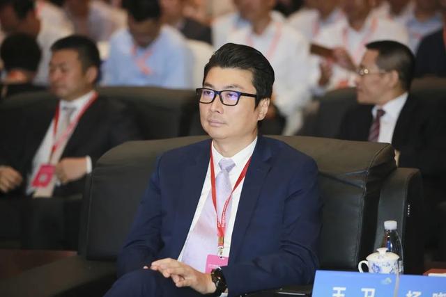 微店官网网页版(12年亏掉数十亿，顺丰王卫“死磕”零售梦)