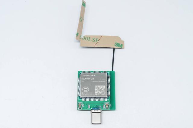 超级无线网卡推荐(为 iPad WIFI版插上蜂窝网的翅膀，4G无线网卡上手评测)
